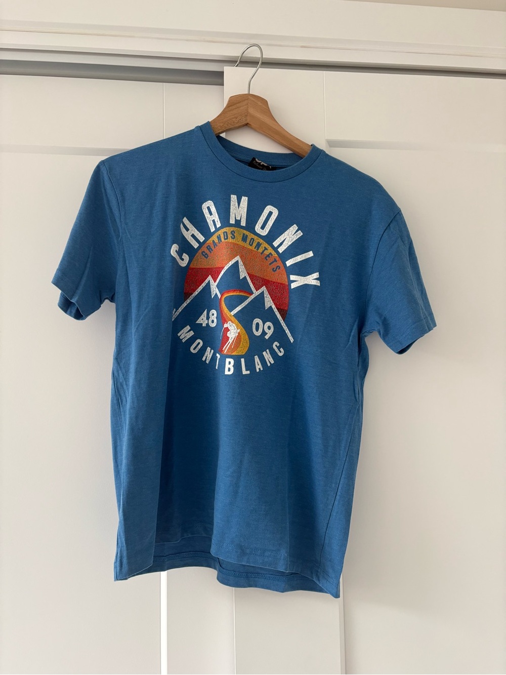 Chamonix Mont Blanc Teal-Blue Short Sleeve Graphic Tee